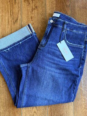 MoCo Cropped Straight Leg Jeans with Tummy Control - 16W